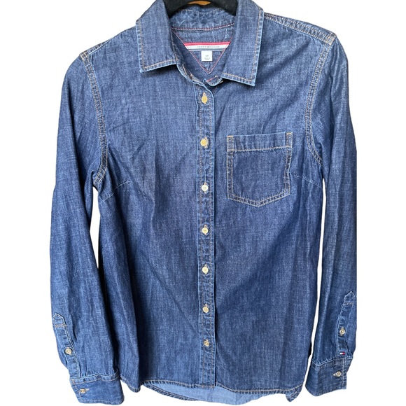 Tommy Hilfiger womens button down denim top is size S like new condition - Picture 1 of 5